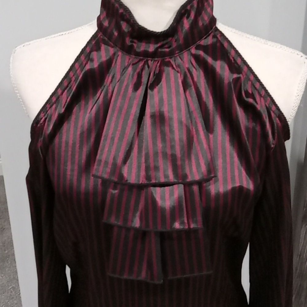 Lip Service  l/s cold shoulder black & burgandy stripe Blacklist blouse size L - Picture 2 of 3